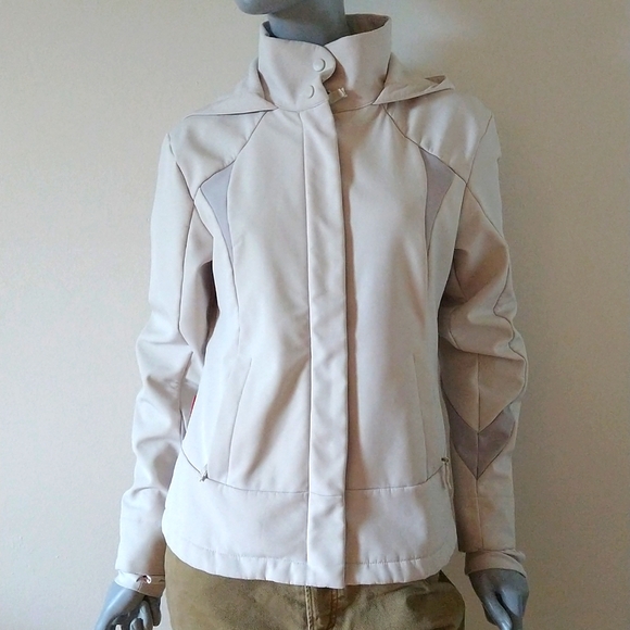 🌟 3/$30. Medium Light Jacket - Picture 2 of 6